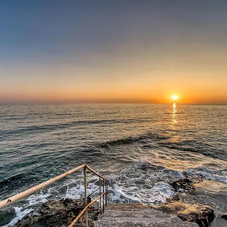 St. Harry's Windmill Lägenhet