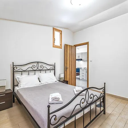 St. Harry's Windmill Tragáki